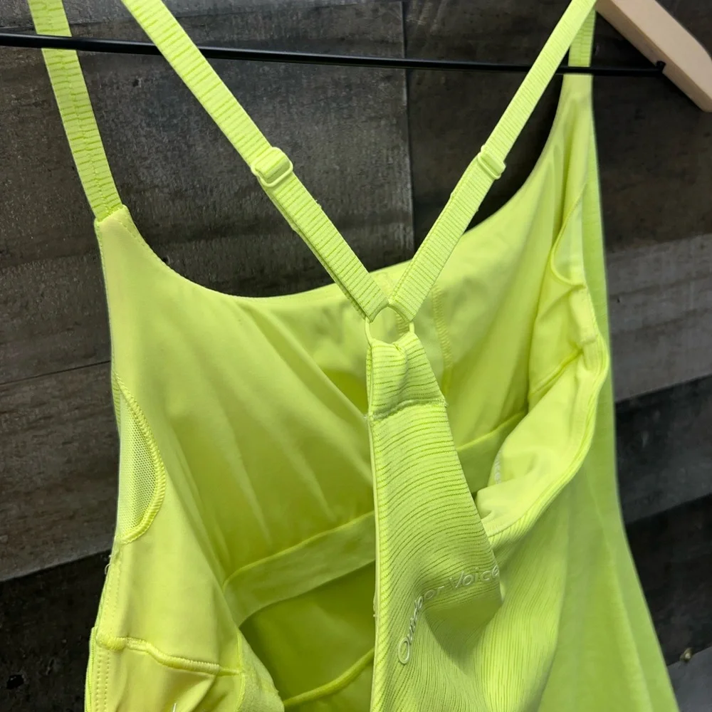Outdoor Voices TechSweat Move Free Skort Dress in Margarita Pockets